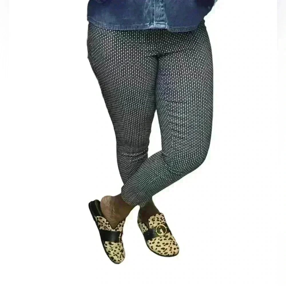 Blue and white leggings with spandex